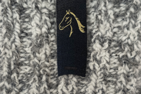 Zoom_Labels_Wol_3554 BLACK BEAUTY