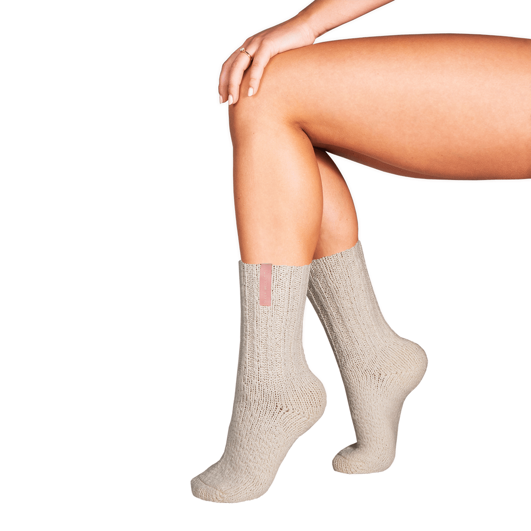 SOXS Off White Wool Women's Bed Socks Sleep Well Pink label | Crew Socks | Best Socks to Wear in Bed | SOXS.co